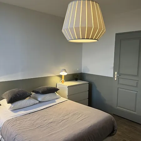 Appartement Maison Bacou Cite 3 *