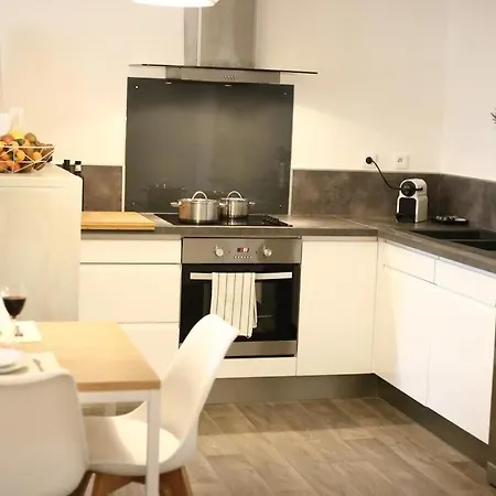 Maison Bacou Cité 3 *